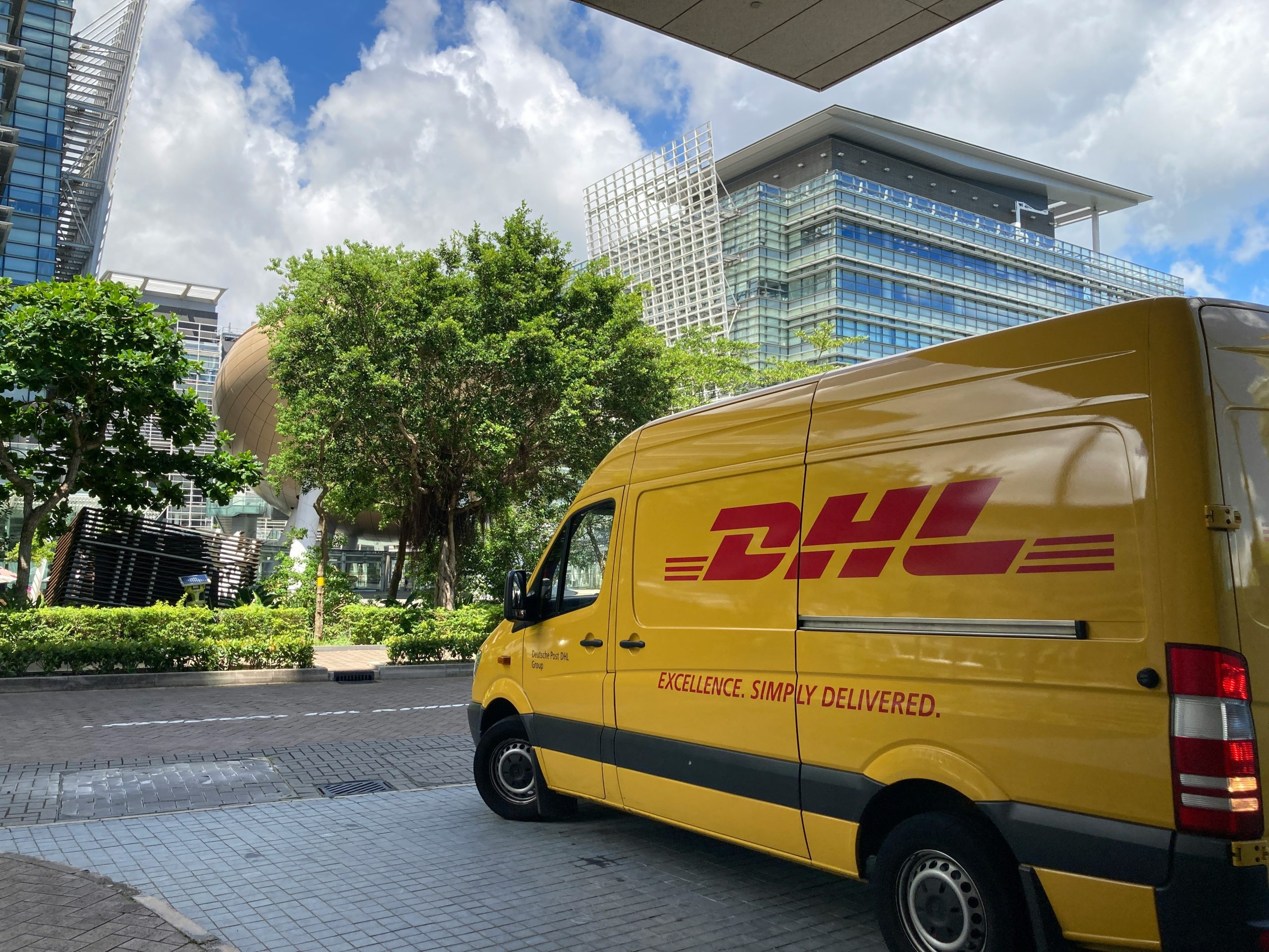 DHL shipping time for standard shipments