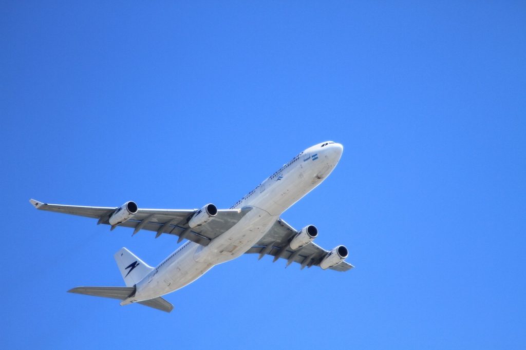 Regulaciones del Transporte Aéreo: Guía Completa para Cumplimiento Legal